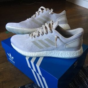 NEW - Adidas Pure Boost